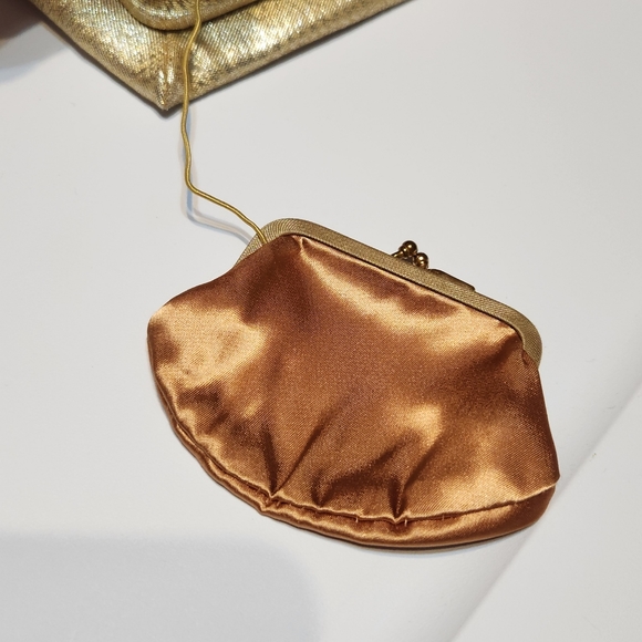 Vintage Gold Evening Handbag - Picture 4 of 9